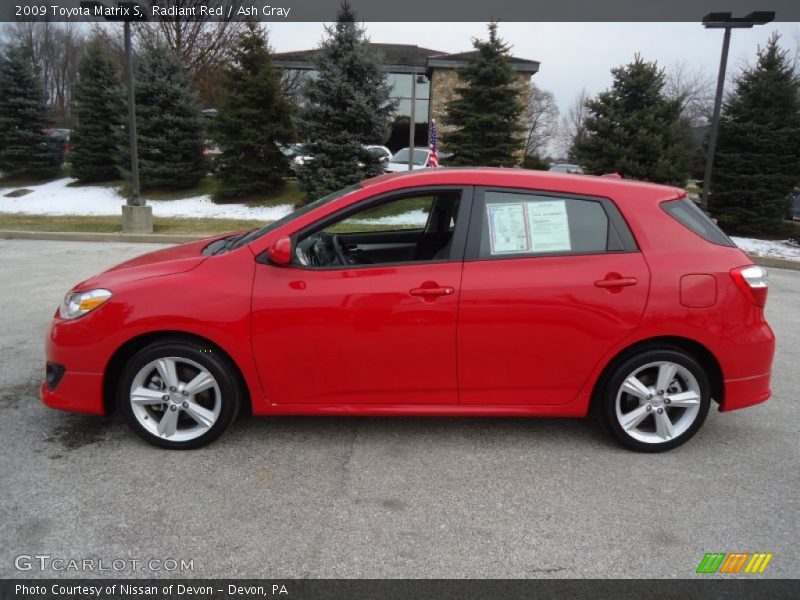 Radiant Red / Ash Gray 2009 Toyota Matrix S