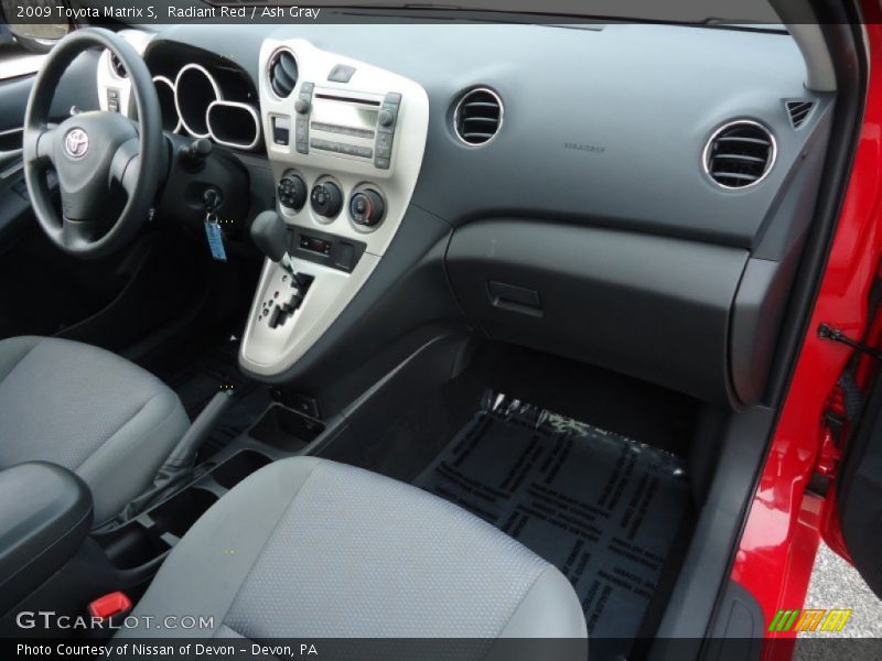 Radiant Red / Ash Gray 2009 Toyota Matrix S