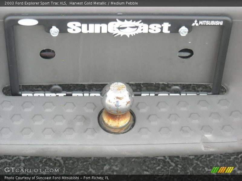 Harvest Gold Metallic / Medium Pebble 2003 Ford Explorer Sport Trac XLS