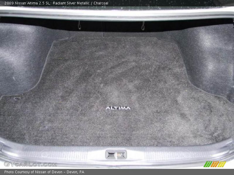 Radiant Silver Metallic / Charcoal 2009 Nissan Altima 2.5 SL