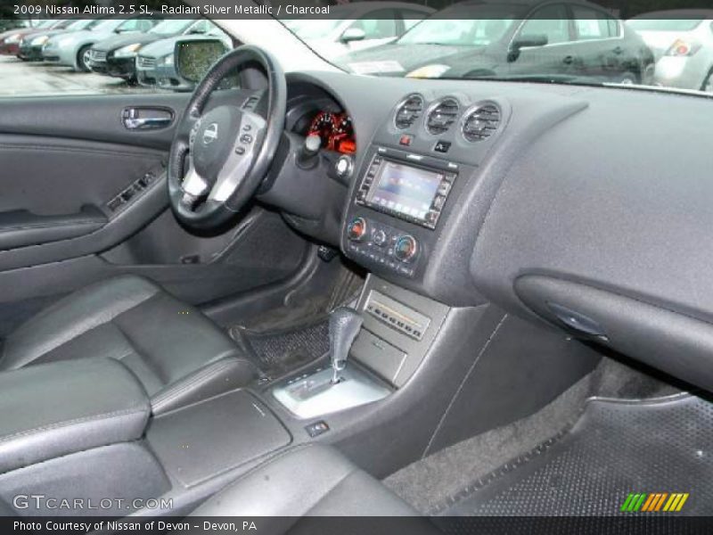 Radiant Silver Metallic / Charcoal 2009 Nissan Altima 2.5 SL