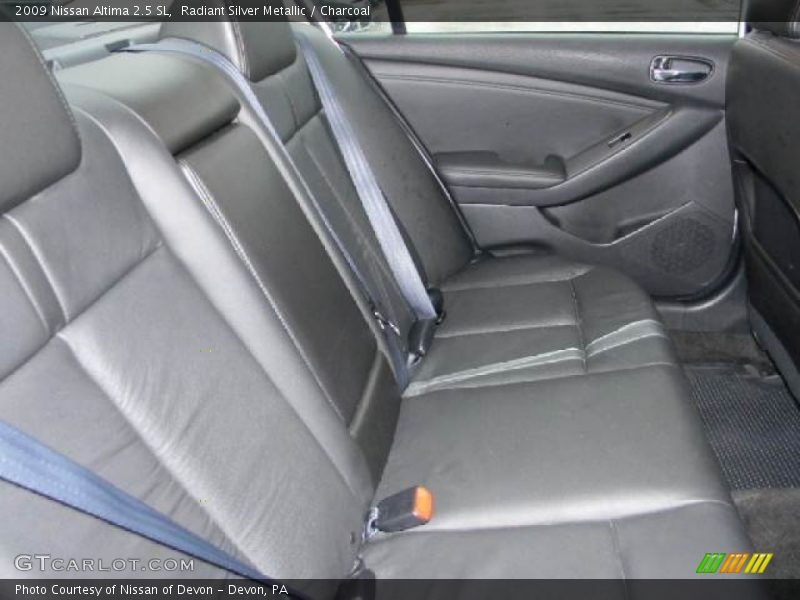 Radiant Silver Metallic / Charcoal 2009 Nissan Altima 2.5 SL