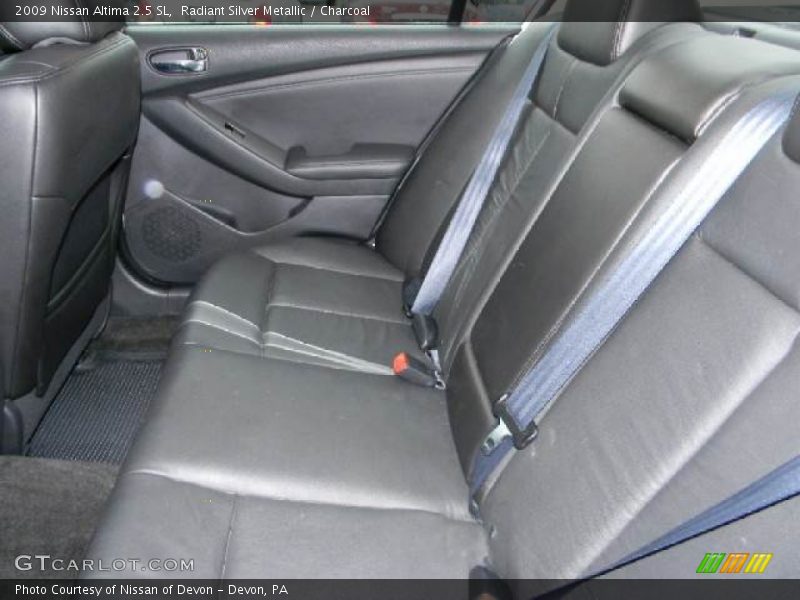 Radiant Silver Metallic / Charcoal 2009 Nissan Altima 2.5 SL