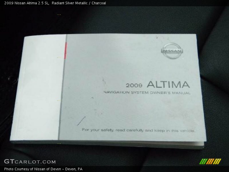Radiant Silver Metallic / Charcoal 2009 Nissan Altima 2.5 SL