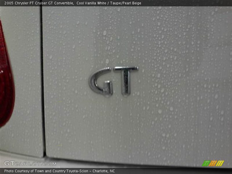  2005 PT Cruiser GT Convertible Logo