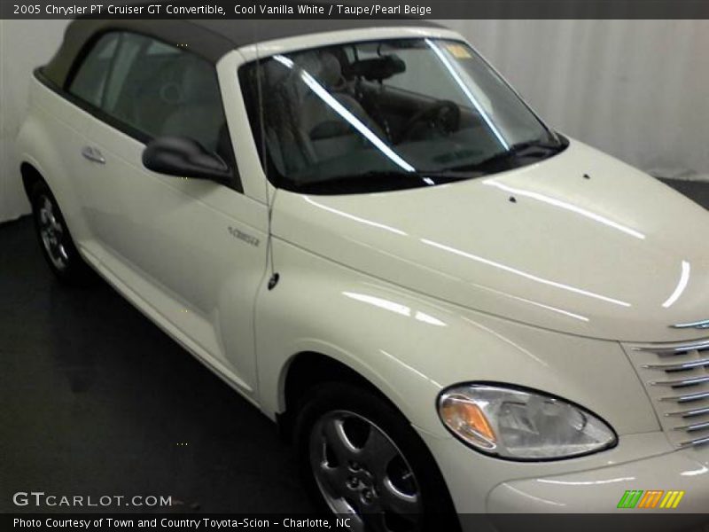 Cool Vanilla White / Taupe/Pearl Beige 2005 Chrysler PT Cruiser GT Convertible