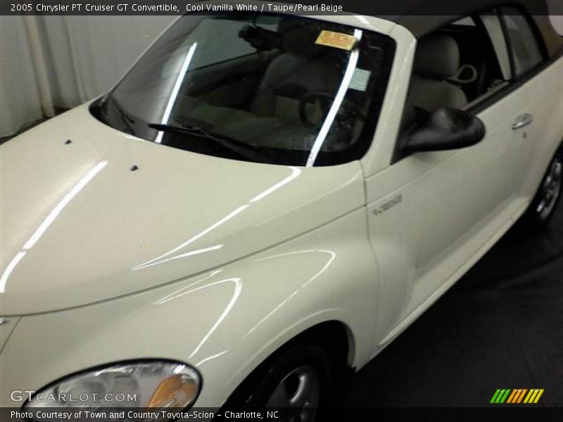 Cool Vanilla White / Taupe/Pearl Beige 2005 Chrysler PT Cruiser GT Convertible