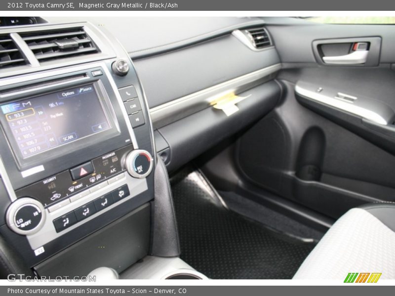 Magnetic Gray Metallic / Black/Ash 2012 Toyota Camry SE