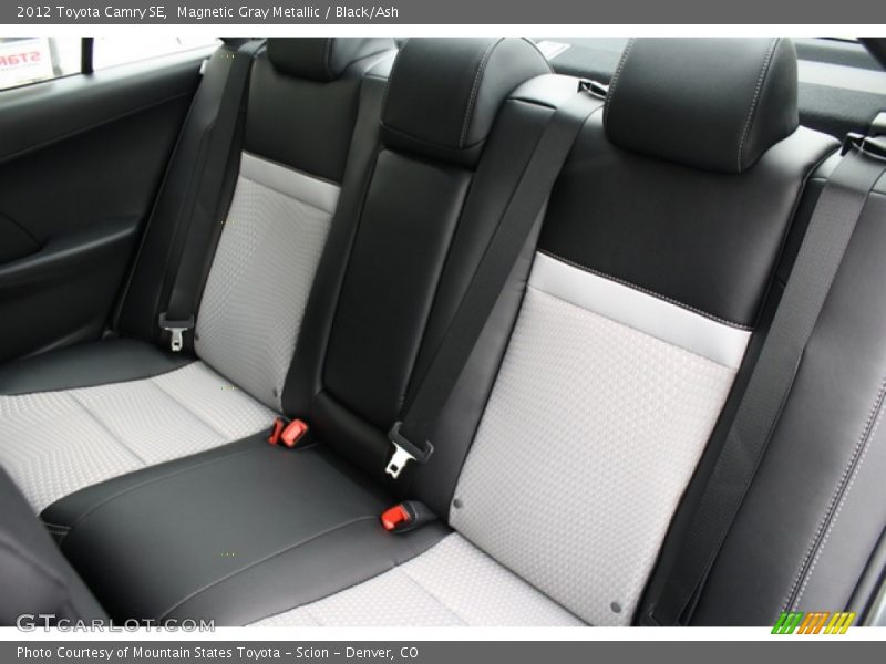 Magnetic Gray Metallic / Black/Ash 2012 Toyota Camry SE