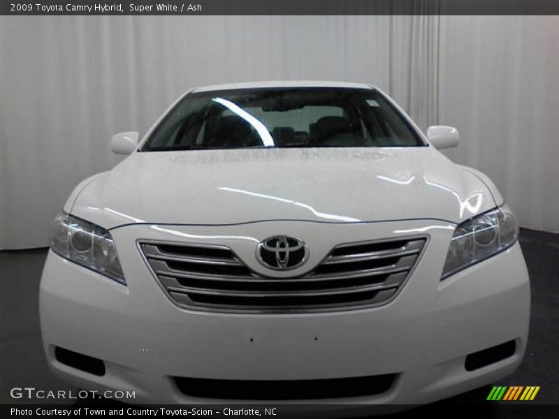 Super White / Ash 2009 Toyota Camry Hybrid