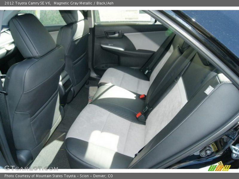 Magnetic Gray Metallic / Black/Ash 2012 Toyota Camry SE V6