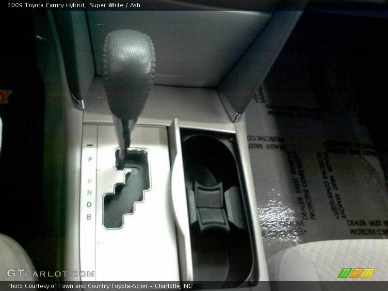 Super White / Ash 2009 Toyota Camry Hybrid