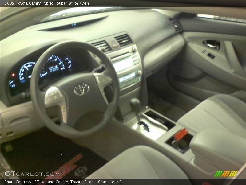 Super White / Ash 2009 Toyota Camry Hybrid