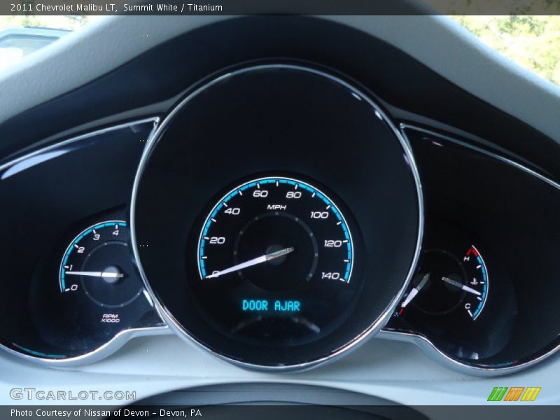 Summit White / Titanium 2011 Chevrolet Malibu LT
