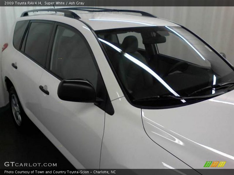 Super White / Ash Gray 2009 Toyota RAV4 I4