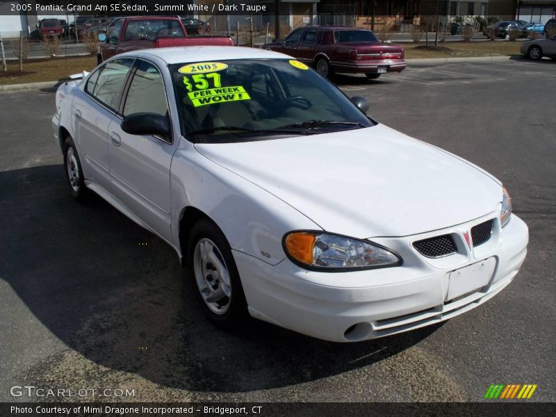 Summit White / Dark Taupe 2005 Pontiac Grand Am SE Sedan
