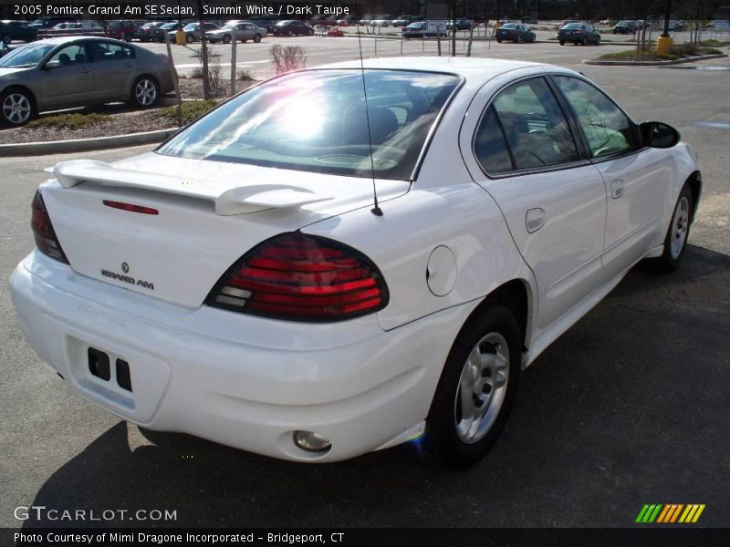 Summit White / Dark Taupe 2005 Pontiac Grand Am SE Sedan