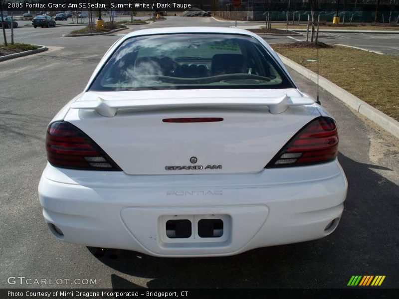 Summit White / Dark Taupe 2005 Pontiac Grand Am SE Sedan