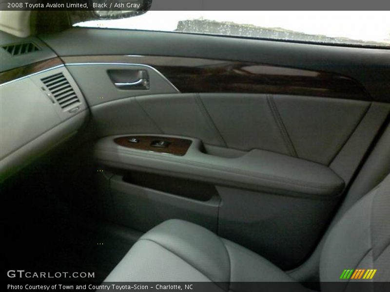 Black / Ash Gray 2008 Toyota Avalon Limited