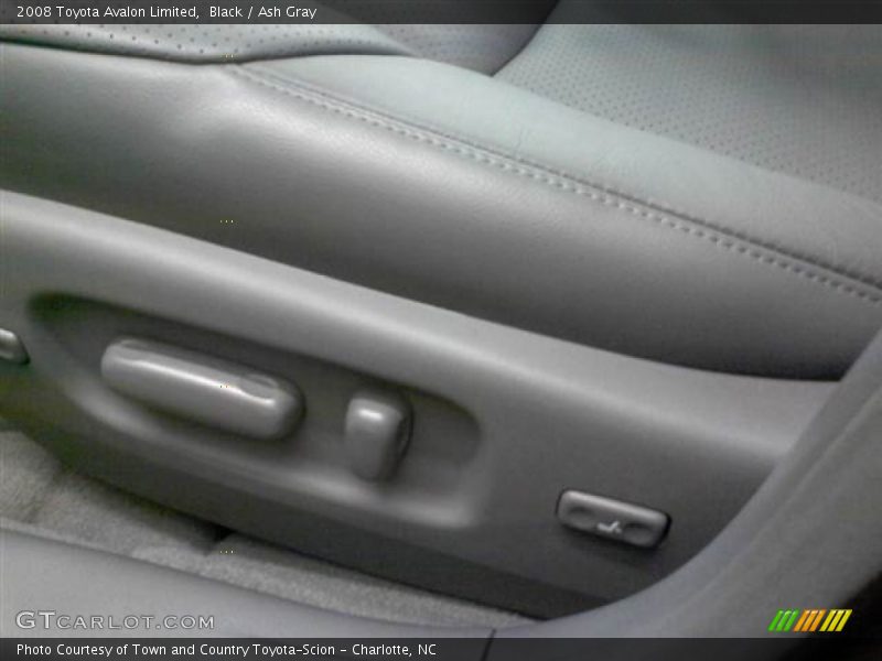 Black / Ash Gray 2008 Toyota Avalon Limited
