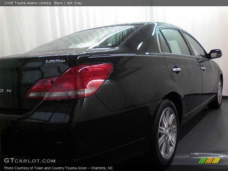 Black / Ash Gray 2008 Toyota Avalon Limited