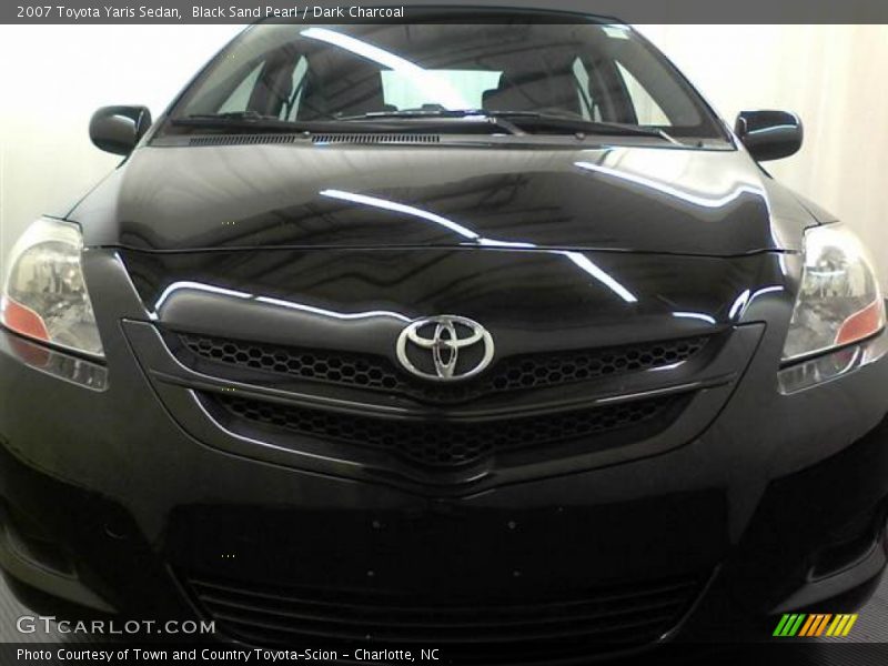 Black Sand Pearl / Dark Charcoal 2007 Toyota Yaris Sedan