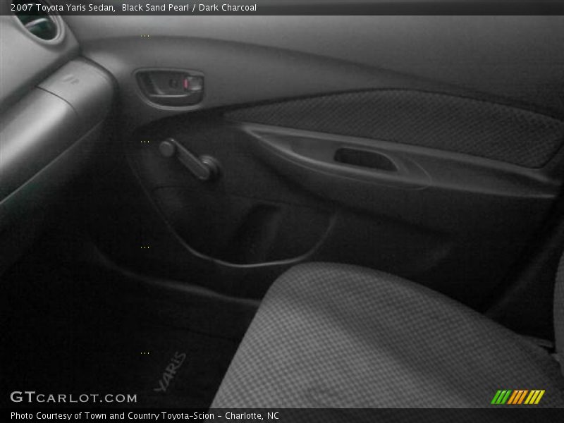 Black Sand Pearl / Dark Charcoal 2007 Toyota Yaris Sedan
