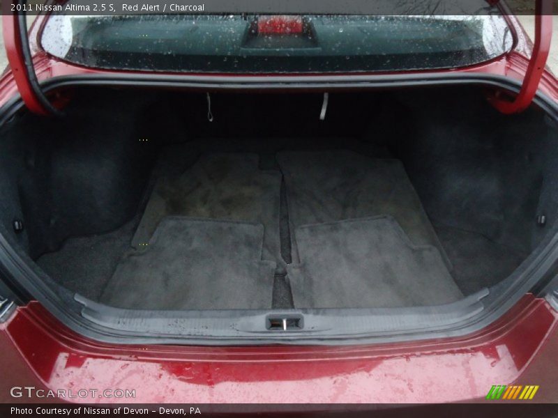 Red Alert / Charcoal 2011 Nissan Altima 2.5 S