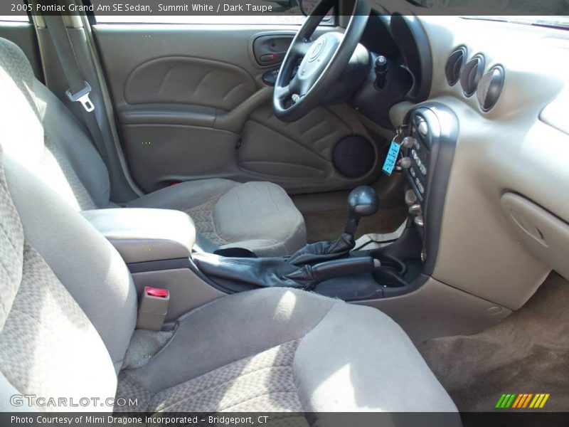 Summit White / Dark Taupe 2005 Pontiac Grand Am SE Sedan