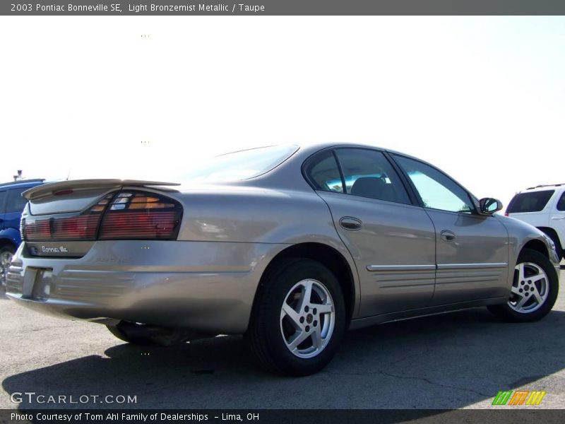 Light Bronzemist Metallic / Taupe 2003 Pontiac Bonneville SE