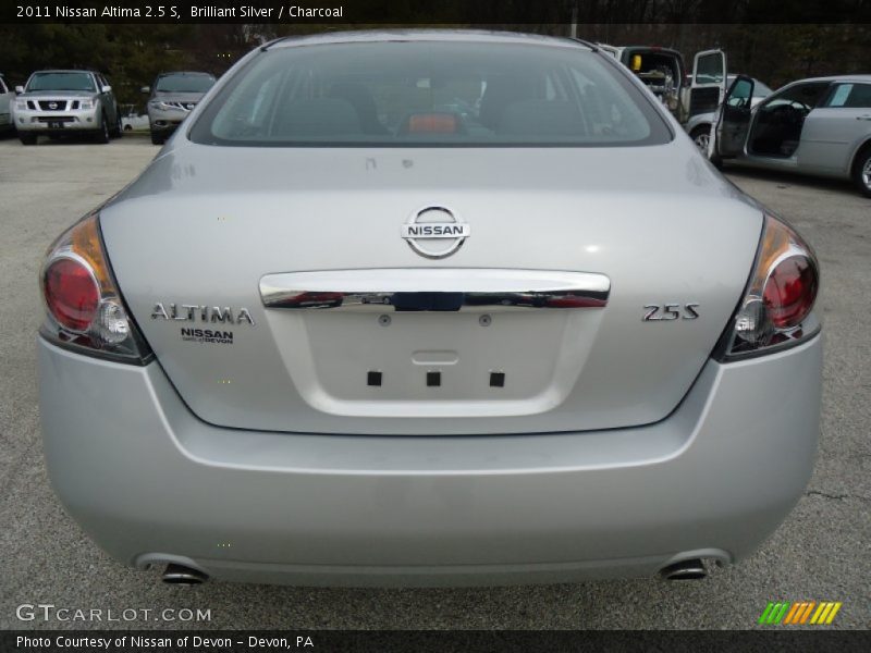 Brilliant Silver / Charcoal 2011 Nissan Altima 2.5 S