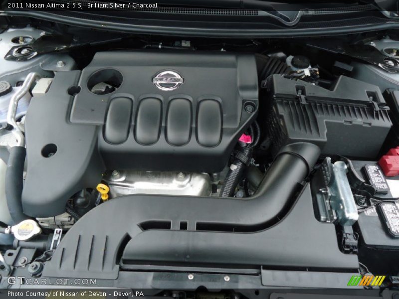 Brilliant Silver / Charcoal 2011 Nissan Altima 2.5 S