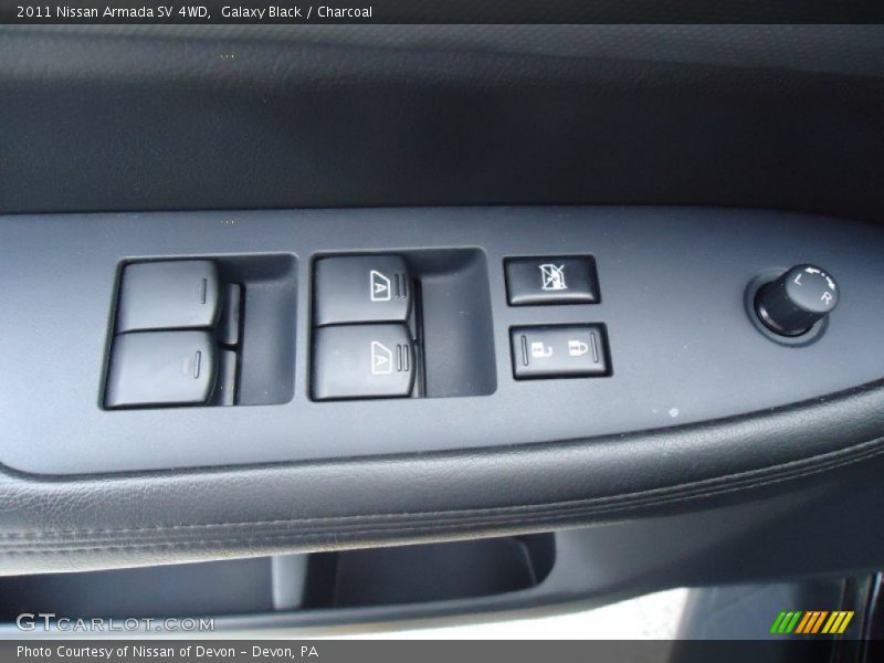 Galaxy Black / Charcoal 2011 Nissan Armada SV 4WD