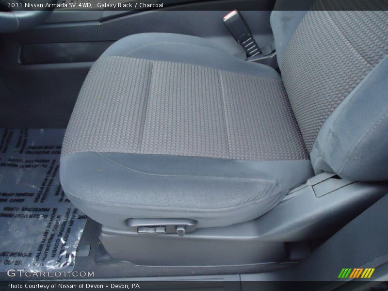 Galaxy Black / Charcoal 2011 Nissan Armada SV 4WD