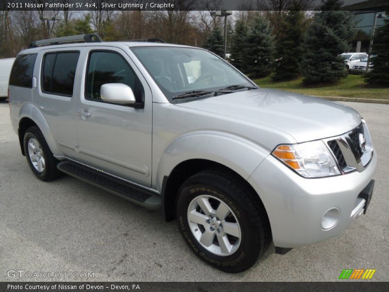 Silver Lightning / Graphite 2011 Nissan Pathfinder SV 4x4