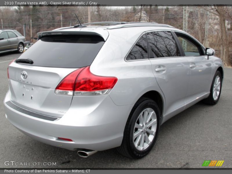 Classic Silver Metallic / Gray 2010 Toyota Venza AWD