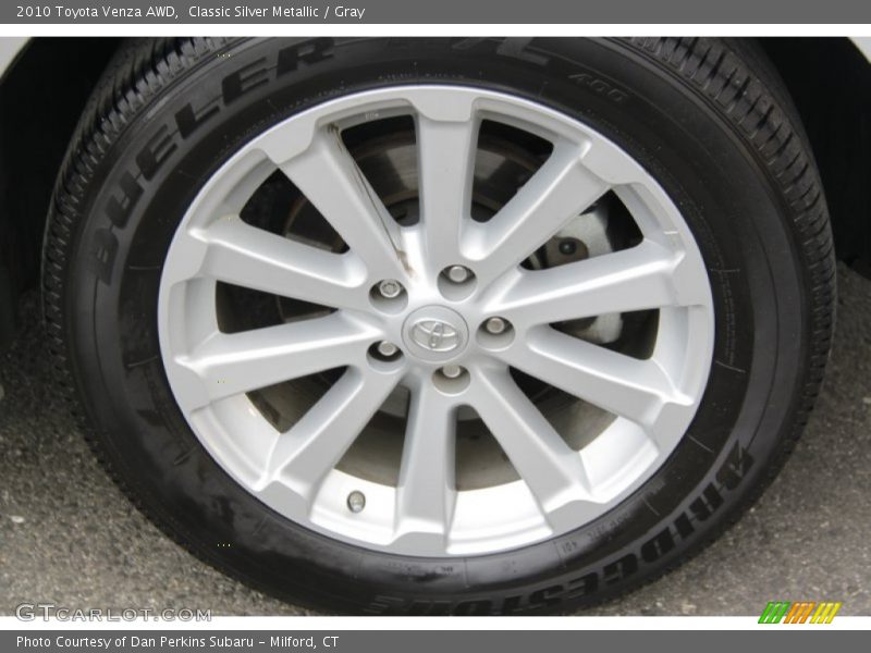 Classic Silver Metallic / Gray 2010 Toyota Venza AWD