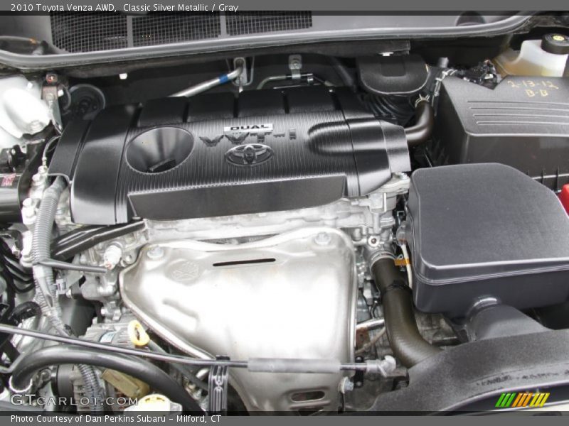 Classic Silver Metallic / Gray 2010 Toyota Venza AWD