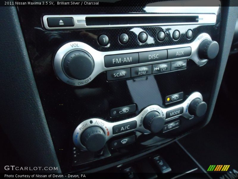 Brilliant Silver / Charcoal 2011 Nissan Maxima 3.5 SV