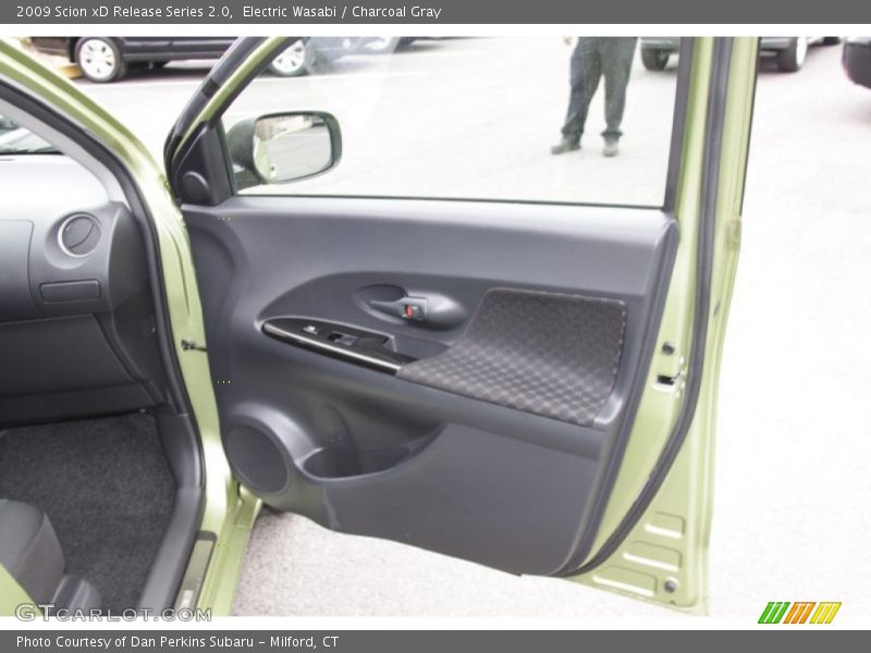 Door Panel of 2009 xD Release Series 2.0