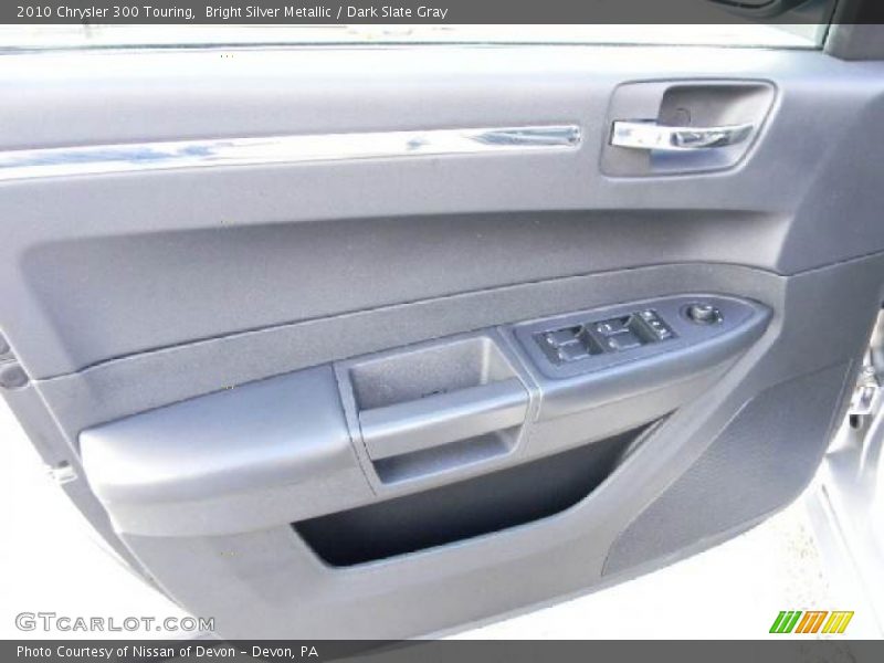Bright Silver Metallic / Dark Slate Gray 2010 Chrysler 300 Touring