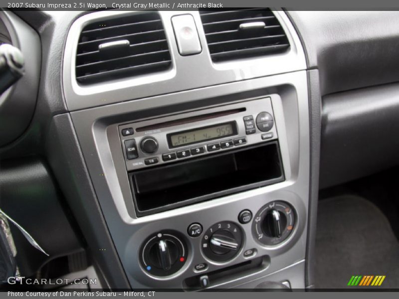 Crystal Gray Metallic / Anthracite Black 2007 Subaru Impreza 2.5i Wagon