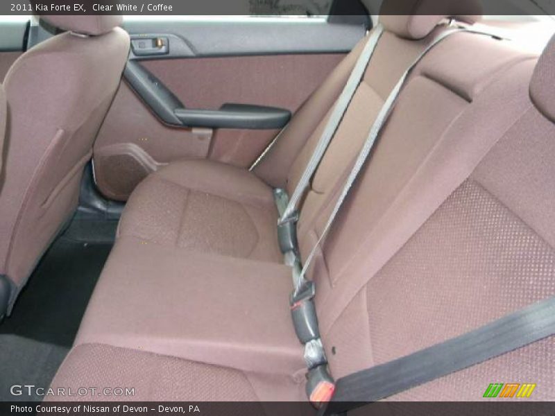 Clear White / Coffee 2011 Kia Forte EX