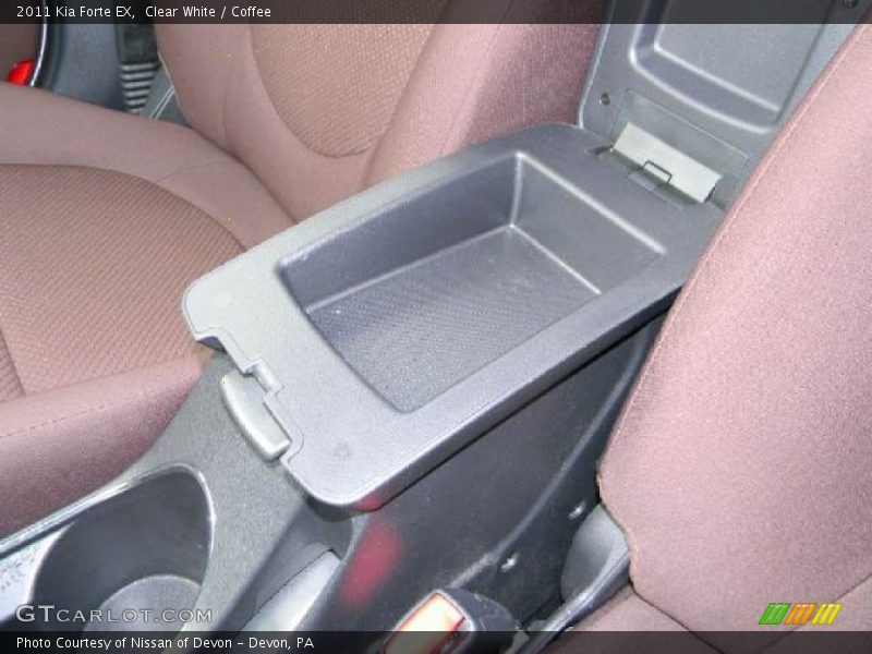 Clear White / Coffee 2011 Kia Forte EX