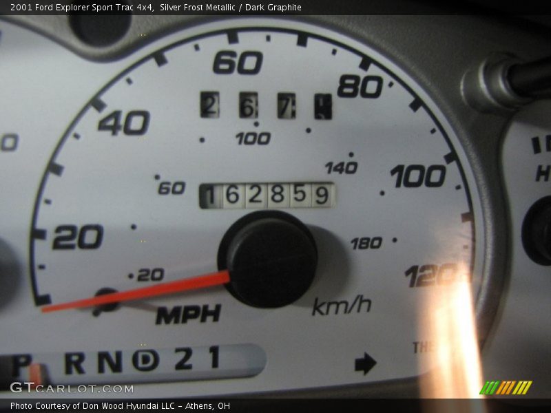 Silver Frost Metallic / Dark Graphite 2001 Ford Explorer Sport Trac 4x4