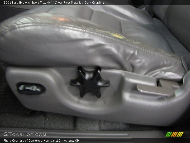 Silver Frost Metallic / Dark Graphite 2001 Ford Explorer Sport Trac 4x4