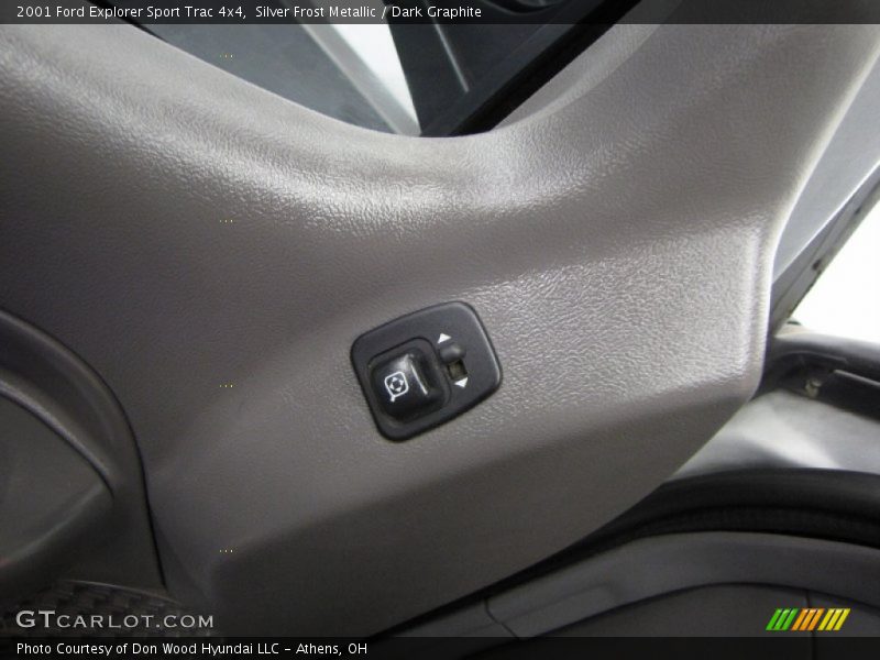 Silver Frost Metallic / Dark Graphite 2001 Ford Explorer Sport Trac 4x4