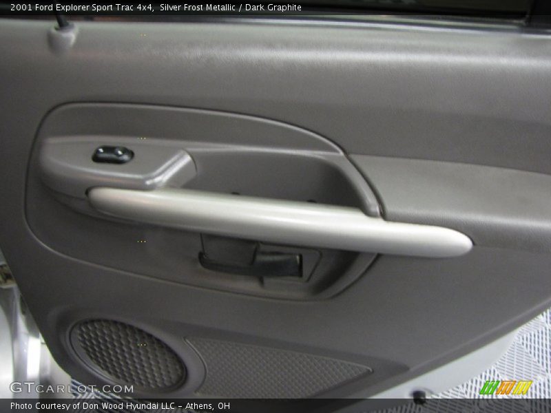 Silver Frost Metallic / Dark Graphite 2001 Ford Explorer Sport Trac 4x4