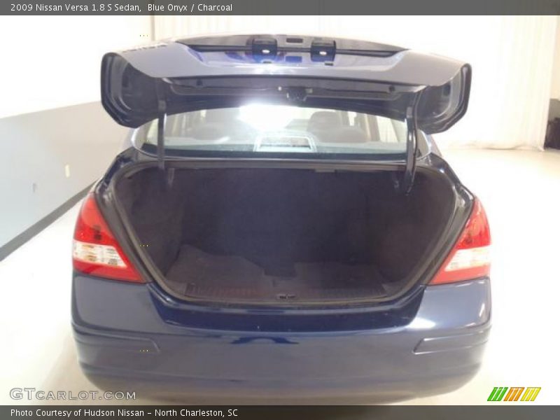 Blue Onyx / Charcoal 2009 Nissan Versa 1.8 S Sedan