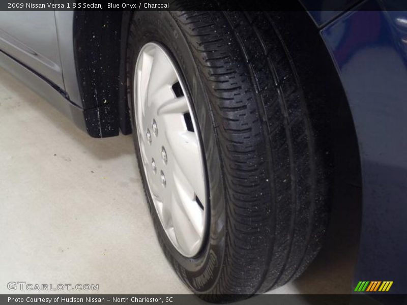 Blue Onyx / Charcoal 2009 Nissan Versa 1.8 S Sedan